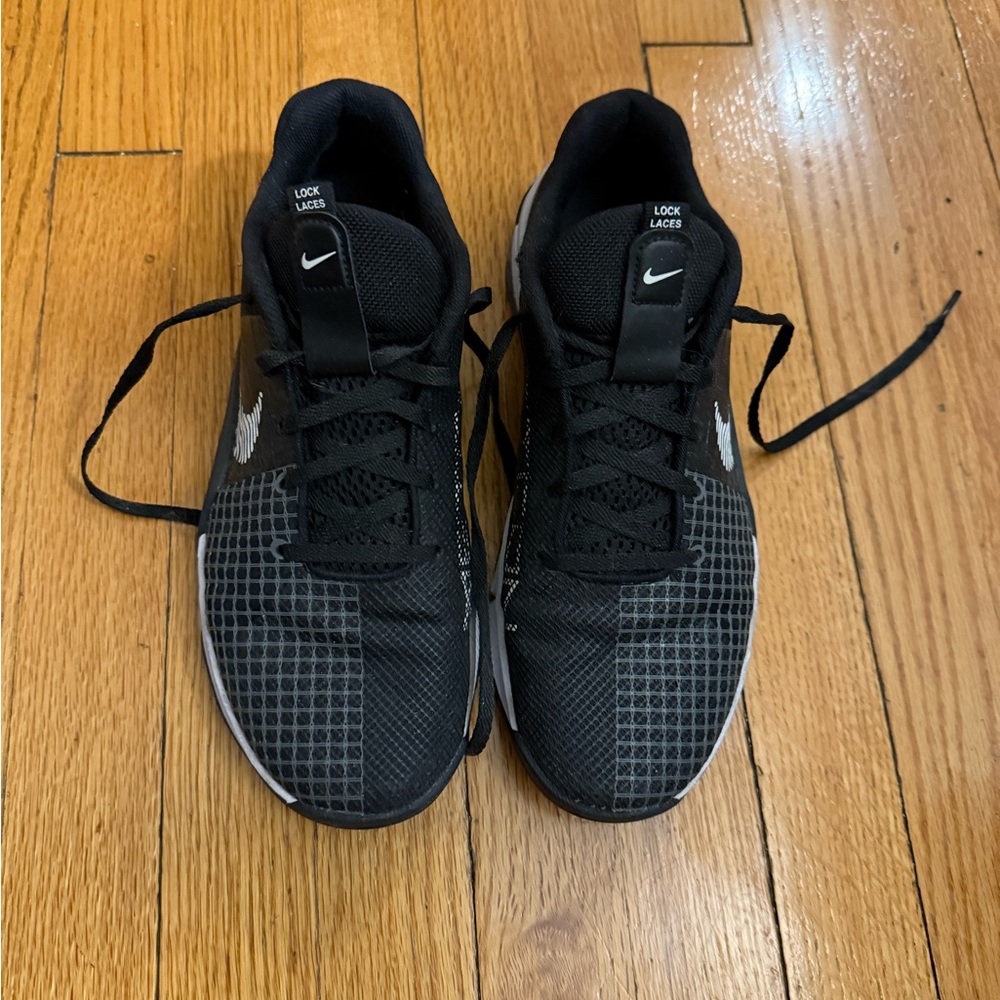 Nike Men's Black Athletic Shoes